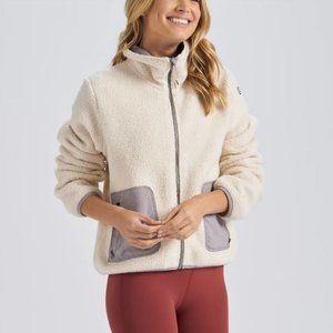 Vuori Women's Alpine Sherpa Jacket size M color Natural